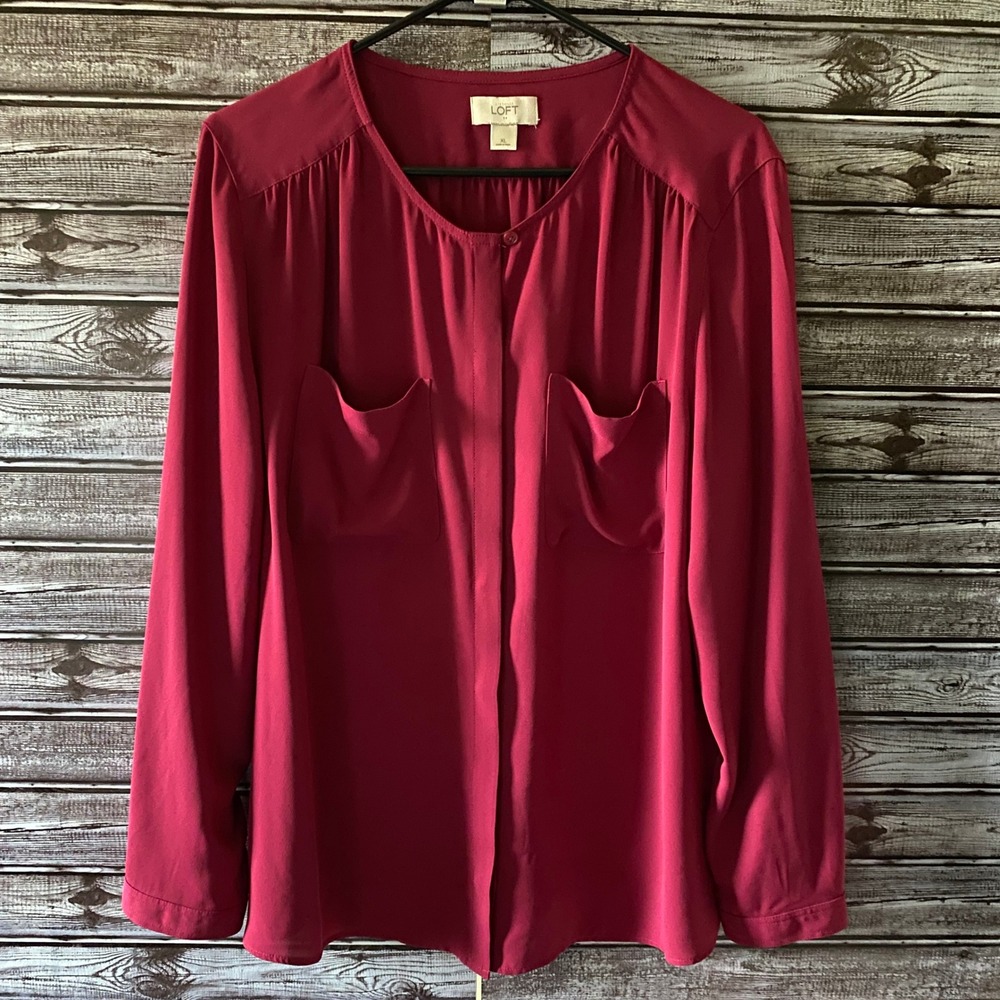 Ann Taylor LOFT‎ Women's Long-Sleeved Button-Down Blouse XL Berry Hidden Buttons